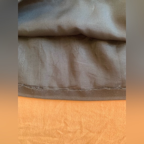 Vintage navy wool skirt with gold buttons by The Outskirts, Ottawa, alterered, 8 - Picture 5 of 8